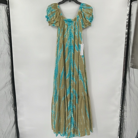 Young Fabulous & Broke Dresses & Skirts - 💚YFB Young Fabulous & Broke NWT tie die tiered maxi dress💚